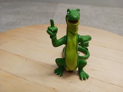 Vintage Rainforest Cafe Iggy Iguana Action Figure 2000 Poseable Green 3” Tall