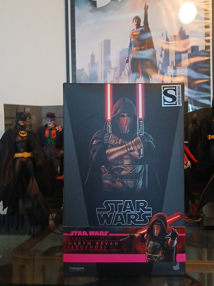 Hot Toys Star Wars Darth Revan Special Edition VGM62B 1/6 Scale Figure