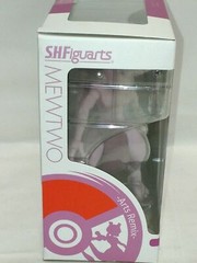 Bandai S.H.Figuarts MEWTWO Arts Remix Pokemon Action Figure from Japan