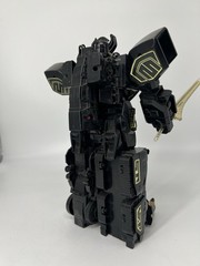 Bandai 1993 Power Rangers Megazord Black & Gold Special Edition – Near Complete