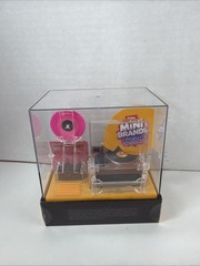 Mini Brands Really Works Vinyl Playset Series 1