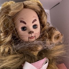 Madame Alexander Cowardly Lion 8″ Doll from The Wizard Of Oz Collection NEW