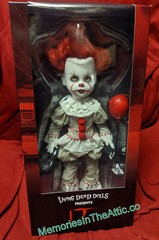 Mezco Living Dead Dolls It Horror Movie Pennywise Clown 2017 10″ Doll NEW