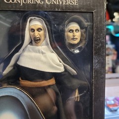 NECA The Nun Valak 8In Retro Action Figure The Conjuring Preowned Read Descripti