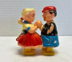 F4 VTG Marx Hard Plastic Dancing Couple & Gunslingers Ramp Walkers 1950’s