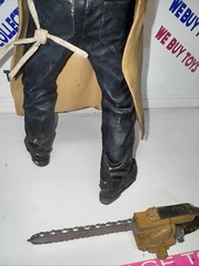 McFarlane Toys The Texas Chainsaw Massacre Leatherface 18 inch Action Figure