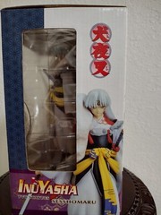 InuYasha Sesshomaru PVC Statue Viz Media Sealed In Box 2006