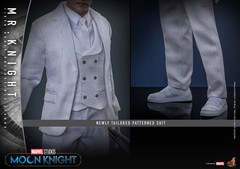 Hot Toys Marvel TMS139 Moon Knight Mr. Knight 1/6 Scale 12″ Collectible Figure