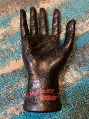 NECA – A Nightmare On Elm Street – Freddy Krueger Glove Prop Replica