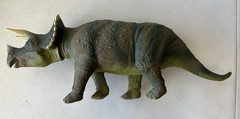VINTAGE Kenner Jurassic Park JP08 Dino Damage Triceratops with Wound Cover 1993