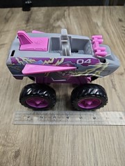 Paw Patrol Rescue Wheels Skye Deluxe Vehicle Only Transforming Jet Toy