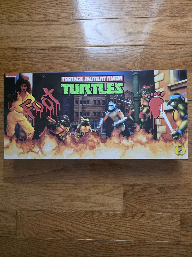 NECA Teenage Mutant Ninja Turtles Turtles in Time Foot Solder Shredder SDCC