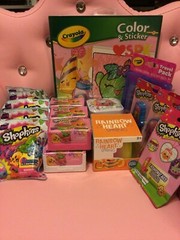 shopkins season 4 lot of blind box & bags & fashion tag & color book & more 