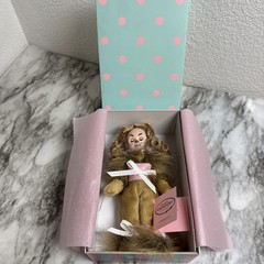 Madame Alexander Cowardly Lion 8″ Doll from The Wizard Of Oz Collection NEW
