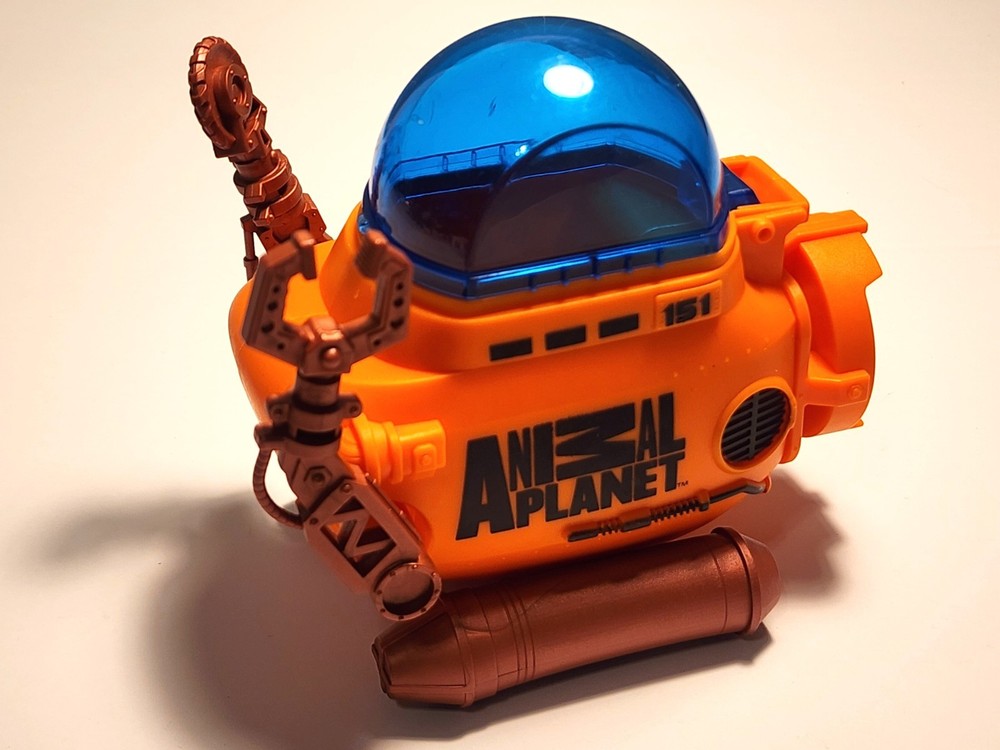 Animal Planet Deep Sea Diver Submarine Toy Chap Mei 2011 Mini Sub Orange Intact