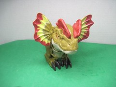 Jurassic World Rowdy Roars Dilophosaurus Mechanical Dinosaur Toy