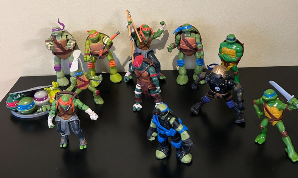 TEENAGE MUTANT NINJA TURTLES variety lot *12* TMNT action FIGURES GUC
