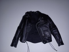 Hot Toys Terminator 2 T-800 Dx10 Leather Jacket 1/6 (Missing Waist Strap)