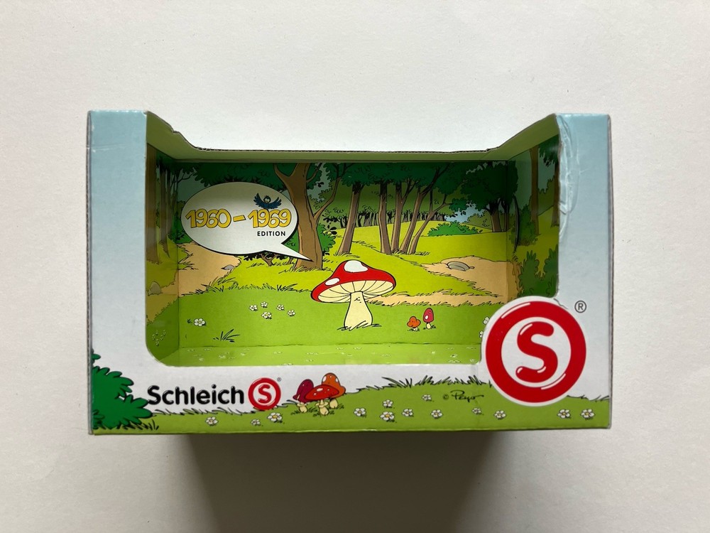 The Smurfs Schleich Figure Display Box 1960-1969 Is Edition Peyo 2010