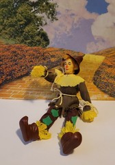 MEGO Wizard of Oz SCARECROW Ray Bolger 8″ Figure DOLL w/hair 1974 vintage 1974