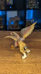 Safari Mythical Realms Griffin Winged Eagle Lion Fantasy Gold Figure 2007