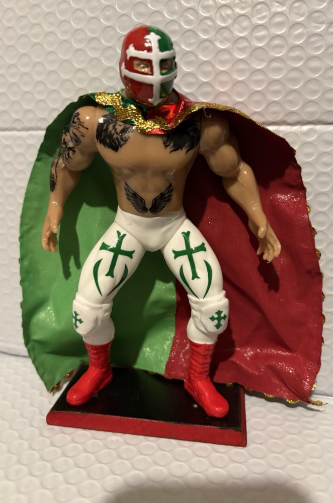 Templario (Tricolor ) Wrestler 7 in Lucha Action Figure Mexican Toys HANDMADE