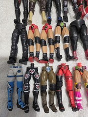 MATTEL WWE LOT OF PARTS, THIS ONE IS LOWER BODIES. LOT C