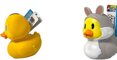 Set of 2 Looney Tunes BUGS BUNNY & TWEETY BIRD 2.5″ Rubber Duck Jeep Duck NWT