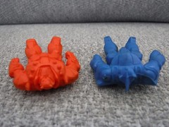Panzer World Galient ERASER FIGURE lot of 2 (blue & orange) Keshi