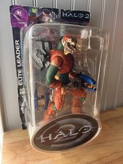 JOY RIDE STUDIOS HALO 2 SERIES 8 HERECTIC ELITE LEADER 2006 GENUINE NIB. RARE