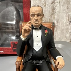 NECA Movie Icons #01 Vito Corleone The Godfather Action Figure Chair Case