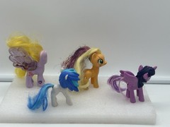 My Little Pony Lot Of 9 Assorted Ponies Hasbro 2002-2016