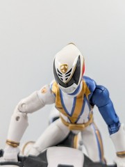 Hasbro Lightning Collection Power Rangers SPD Omega Ranger w Uniforce Cycle