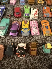 Disney Pixar Cars Die-cast Plastic Mixed Lot of 49 Lightening McQueen #2