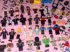 Large Mixed Lot of Robolox Action Figures & Accessories Toy Lot