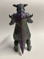 Mondo Pulgasauri Soft Vinyl 8 Inch Figure – Green/Purple Variant