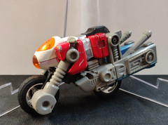1982 Bandai Super GoBots – Cy-Kill Die-cast + Plastic Action Figure