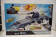 Avengers S.H.I.E.L.D. Helicarrier w/ Captain America 2011 Shield Marvel