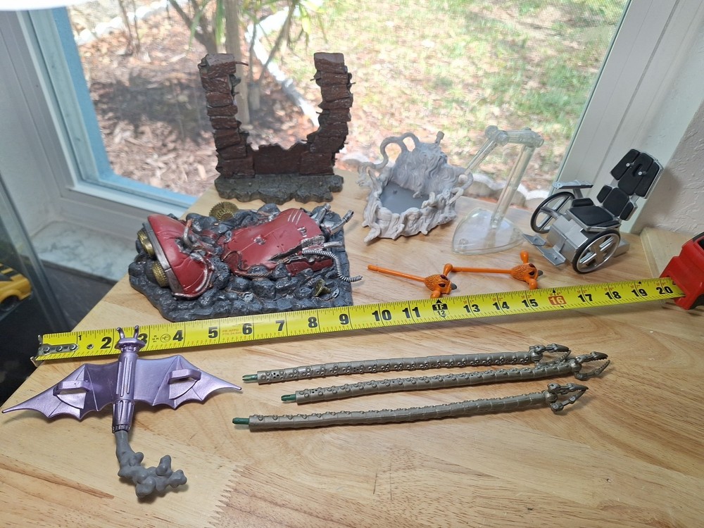 Marvel Legends Toybiz Doc Ock Articulated Bendable Tentacles Glider Stand Lot