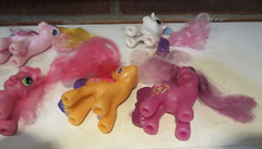 Hasbro My Little Pony Lot of Six (6) Ponies with Molded Tails Brushable Manes