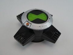 Ben 10 Tech Blaster Power Core Bandai 2011 ~ New Batteries Installed