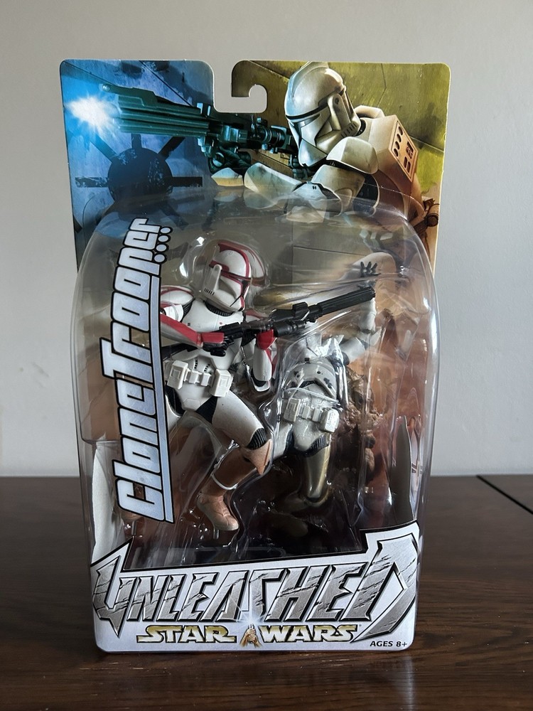 Hasbro Star Wars Unleashed Clone Trooper (Red) Action Figure Statue 2003