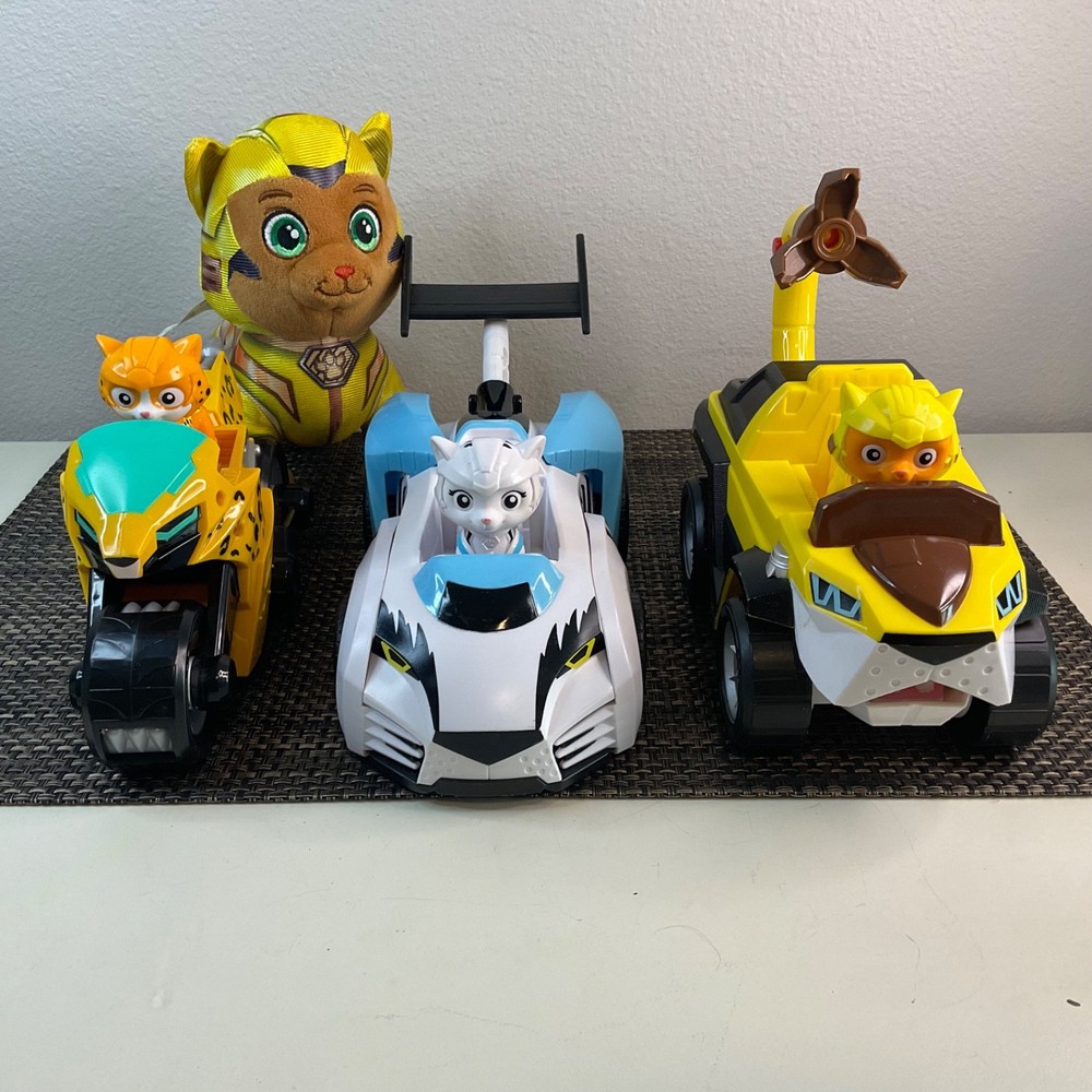 Paw Patrol CAT PACK Set Of 3 Vehicles – Rory, Leo & Cheetah
