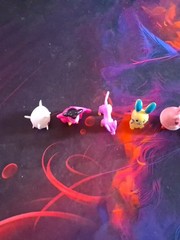 Vintage Lot Pokemon Nintendo Mini Figures & Eevee & Pokeball Free Shipping!!