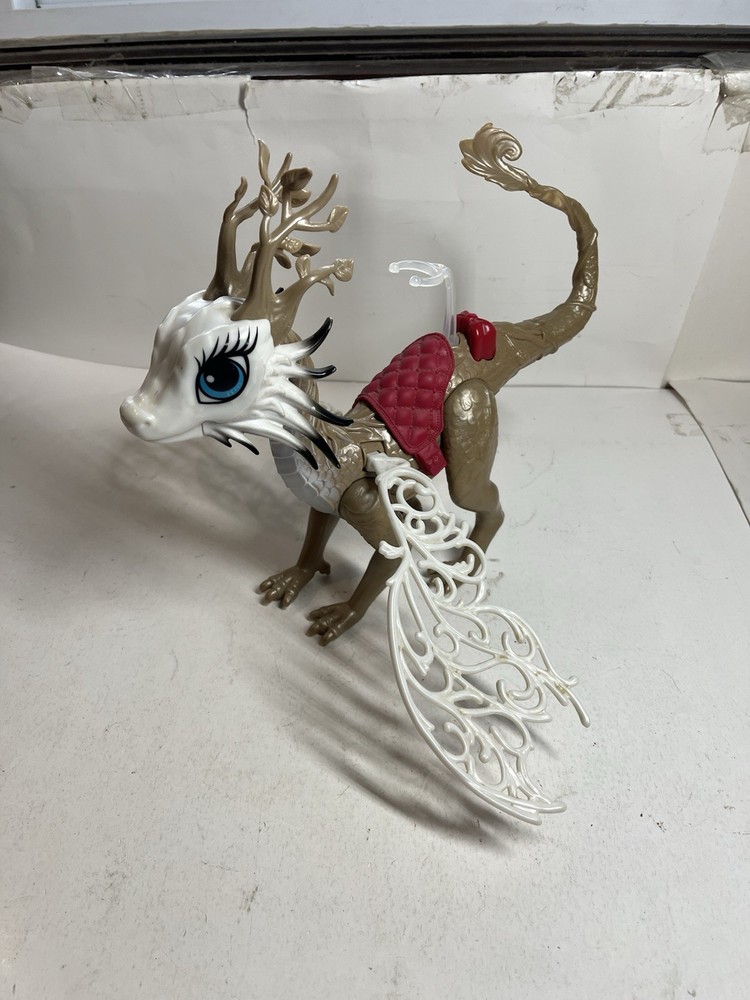 Ever After High Dragon Games Apple White Dragonrider Braebyrn Figure Mattel 2015