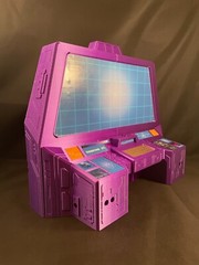 Decepticon Base Computer MP/Voyager/Legends ***Base Computer Only
