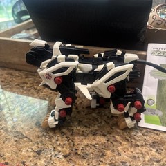 2002 Hasbro Tomy Zoids White Liger Zero Action Figure Robot Lion Tiger UNTESTED