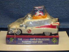 1986 THE REAL GHOSTBUSTERS ECTO-1 CAR TV MOVIE CARTOON FLOATING SOAP DISH SEALED