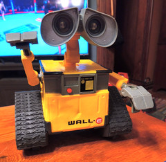 Thinkway Toys WALL-E Robot 8.50 in Action Figure