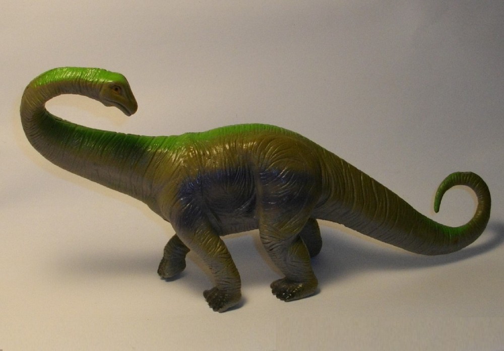 Dinosaur Apatosaurus plastic figure 9″ Toy Major Trading 2000